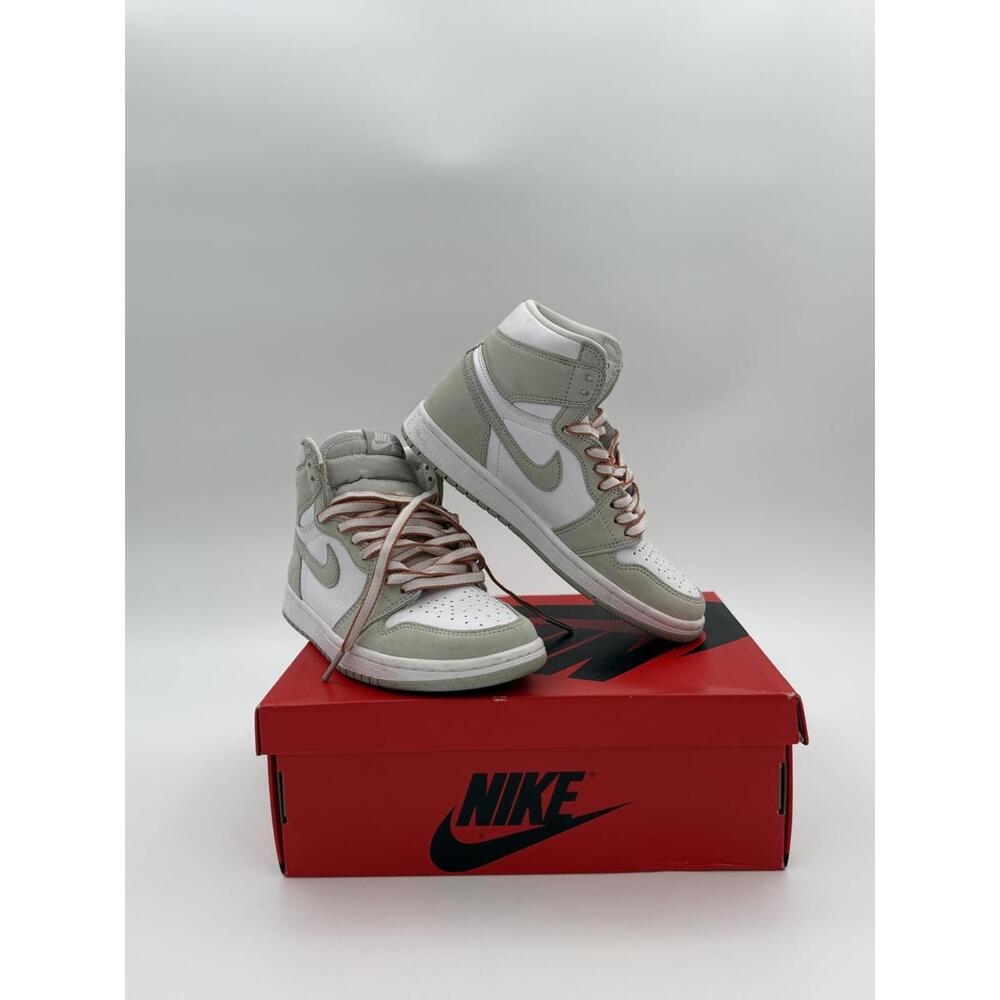 Nike Air Jordan 1 High OG Seafoam - Size 7W